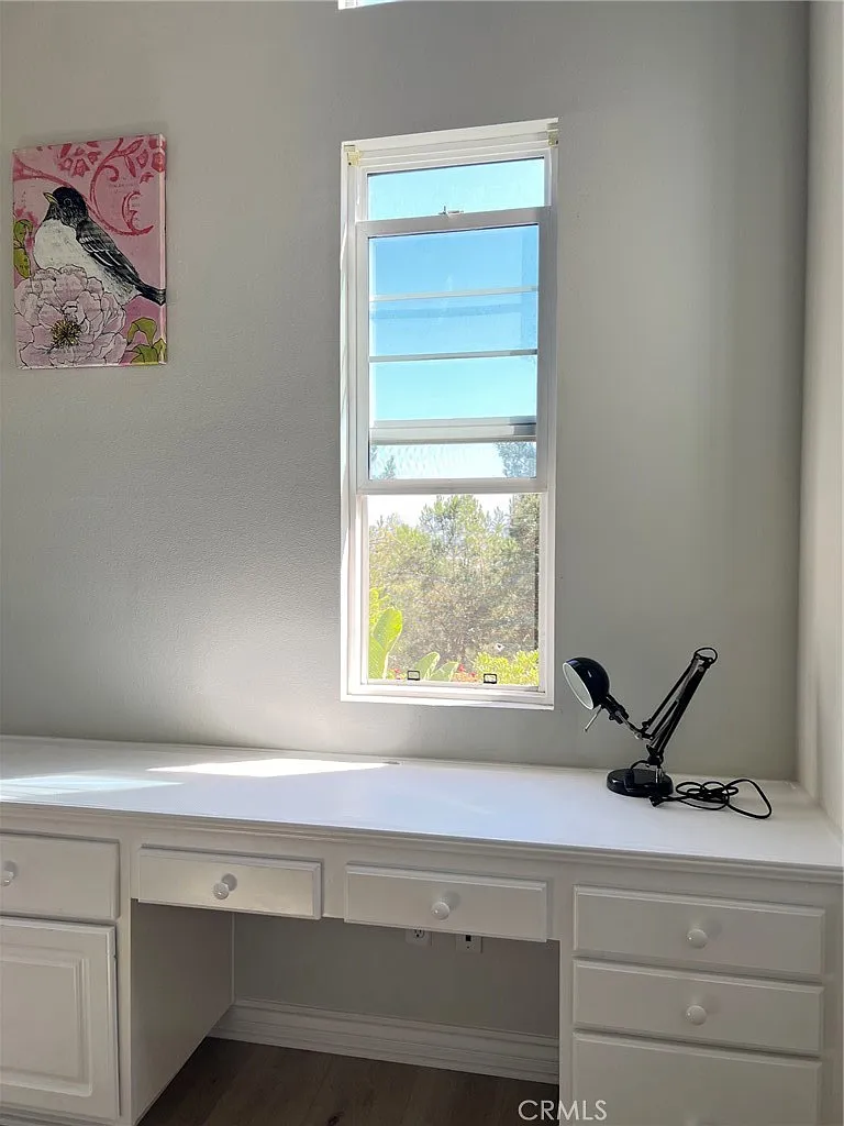 3 bed, 1808 sqft, $5,600 — Photo 3