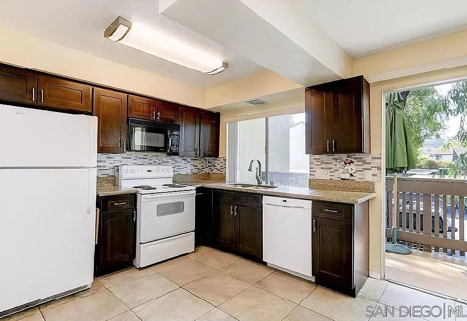 2nd image of 7982 Mission Center Ct Unit F