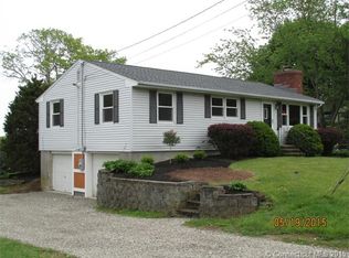 60 Vista Rd, Guilford, CT 06437