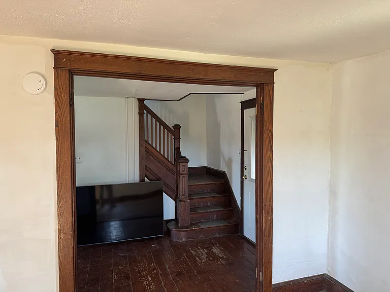 2296 Valley Rd #1 — Photo 10