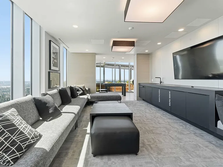 567 Emerson St #3006 — Photo 32
