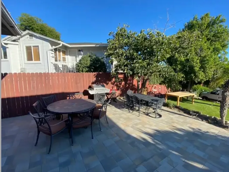 Sunrise Dr — Photo 12