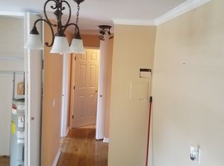 185 Bretton St APT B4, Bridgeport, CT 06606