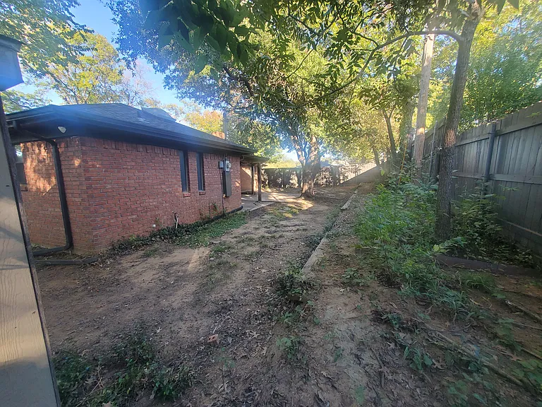4700 Andalusia Trl — Photo 53