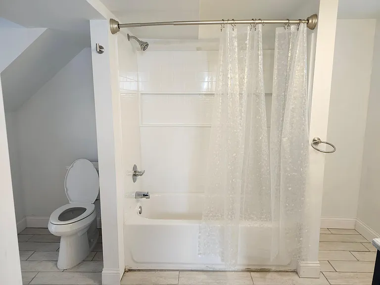 3082 Norcott Dr #B — Photo 18