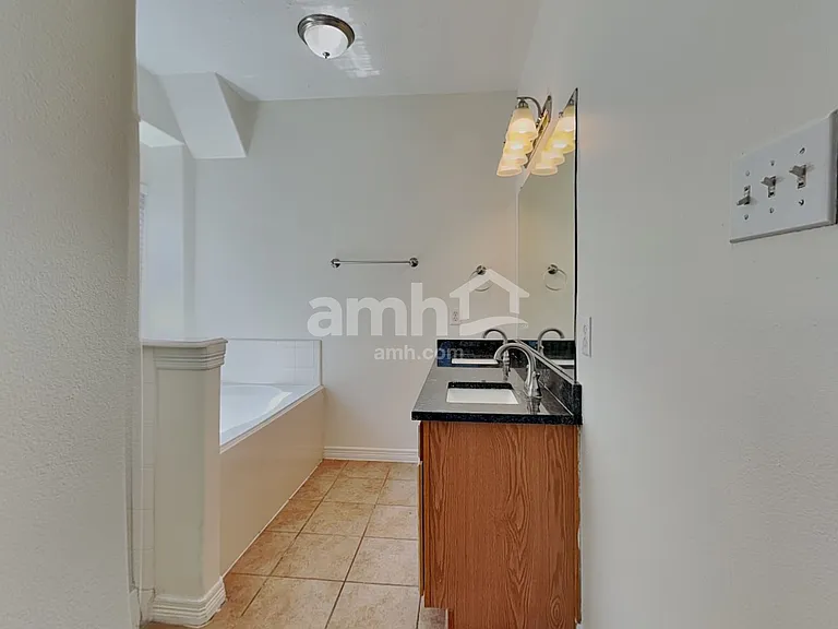 30622 N Sulphur Creek Dr — Photo 11