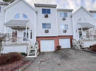 925 Oronoke Rd UNIT 13B, Waterbury, CT 06708