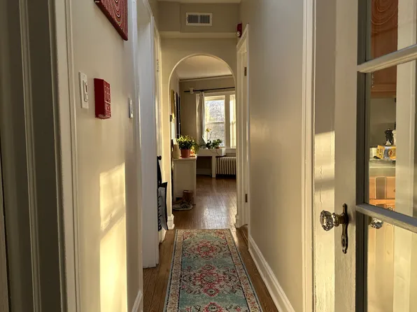 655 Roger Williams Ave, Highland Park, IL 60035