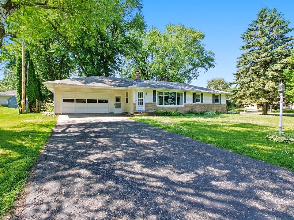 1st image of 1843 Palisades Dr