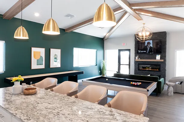 Clubhouse2