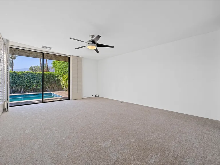 75 Colgate Dr — Photo 22