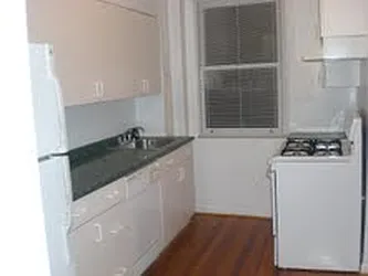 Rented by Katzen Group