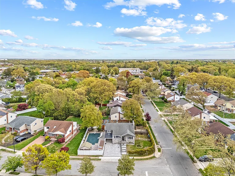44 Bruce Ln — Photo 35