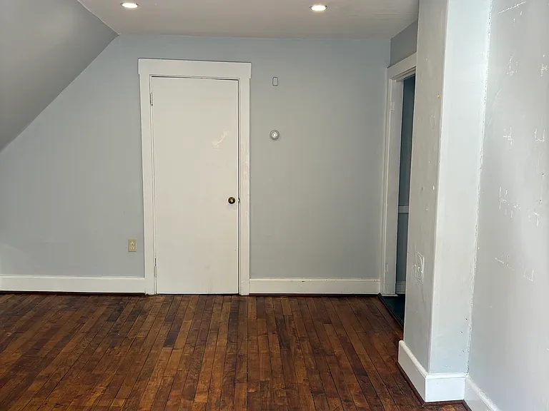 149 Union St #5 — Photo 2