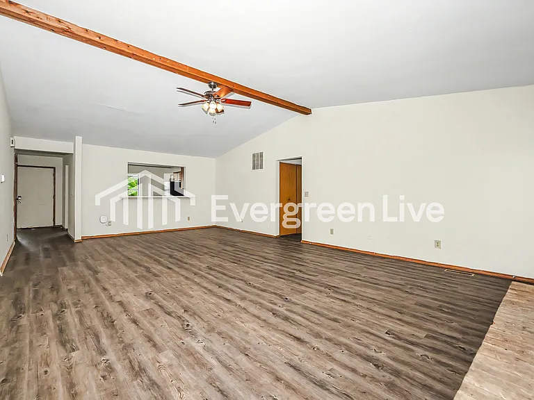 6877 Charlesgate Rd — Photo 5
