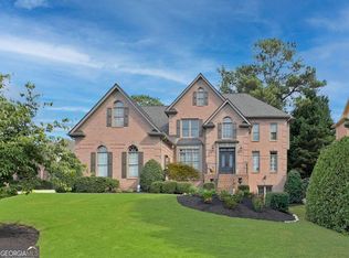 585 Saint Regis Ln, Alpharetta, GA 30022