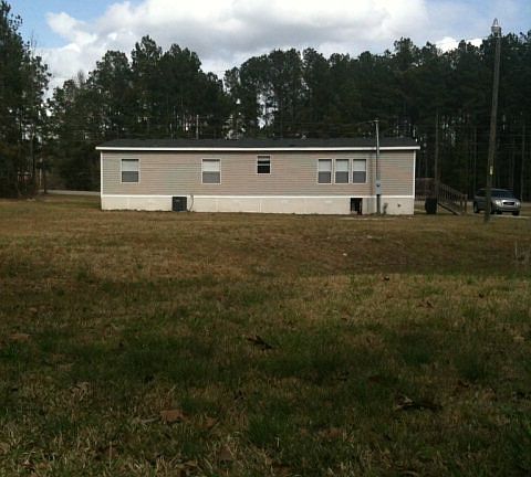 3rd image of 3590 White Oak Dr