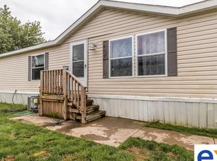 52142 Norfolk Ln, New Baltimore, MI 48051