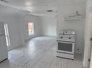 1219 Kewaunee St #5, Racine, WI 53404