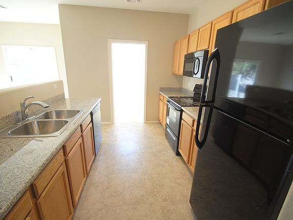 4th image of 13117 W Ventura St