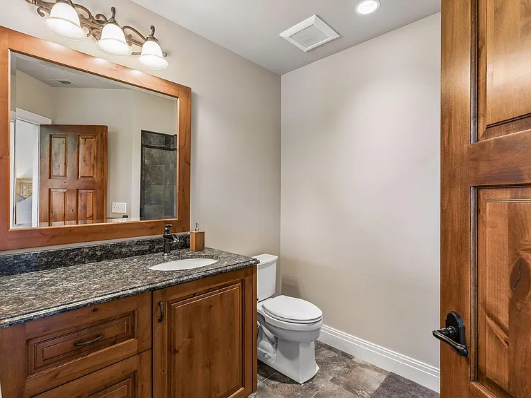 15700 Portico Dr — Photo 66