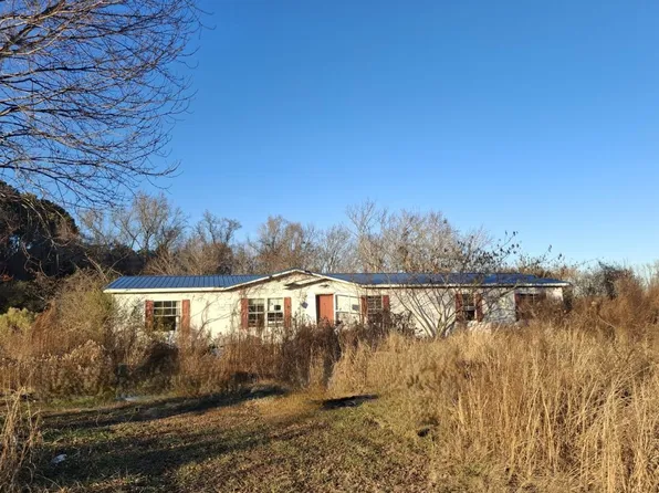 3105 Clemmons School Rd, Stokes, NC 27884