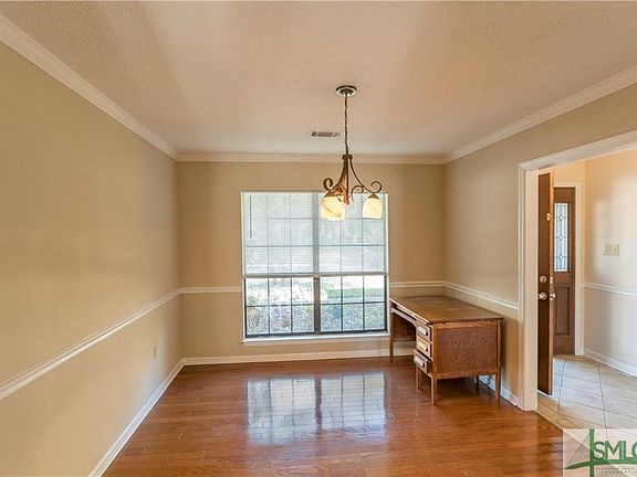 4th image of 105 Marsh Side Dr