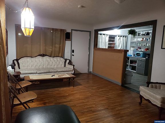 4th image of 766 S 2nd St