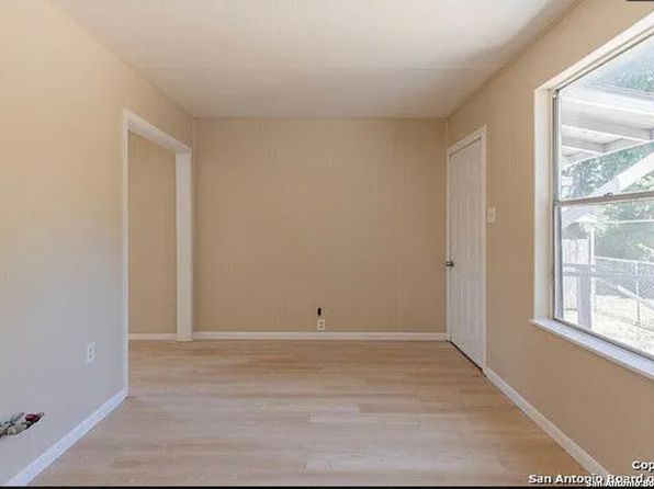 san-antonio-texas-169069939 picture