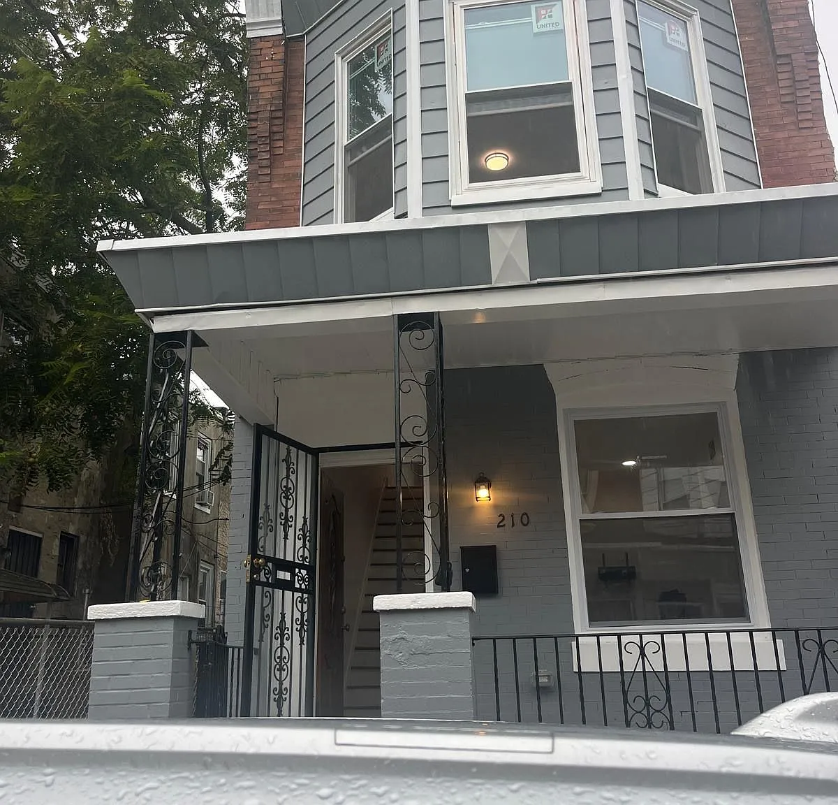 4 bed, 2.0 bath, 1236 sqft, $2,000 — Photo 1