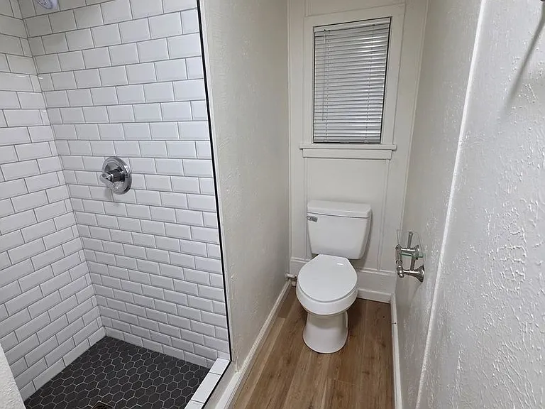 1112-1118 Continental St — Photo 13