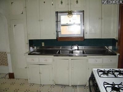 5th image of 4208 Tuxedo Ave