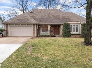 10225 Linden St, Overland Park, KS 66207