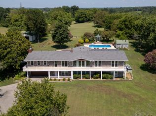 344 Peach Valley Rd, Gallatin, TN 37066