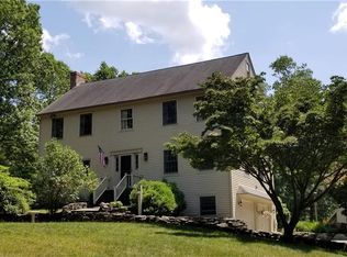 33 Foster Center Rd, Foster, RI 02825