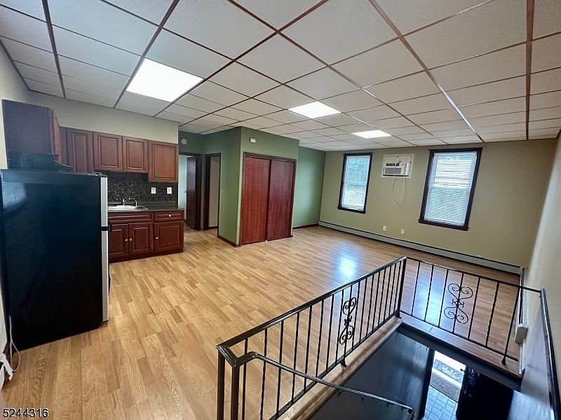 1st image of 75 Bloomfield Ave Floor 2