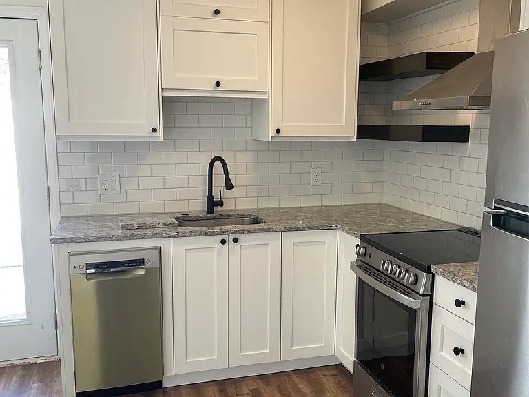 101 Royal Forest Ct — Photo 2
