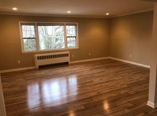 22 Park Ave, Irvington, NY 10533