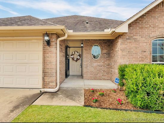 3301 E Fairmont St, Broken Arrow, OK 74014