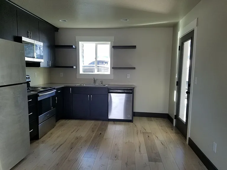 202 Jewel Basin Ct — Photo 4