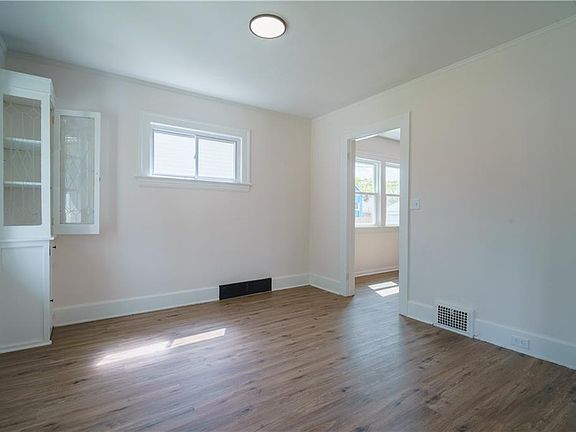 3rd image of 3764 E 127th St
