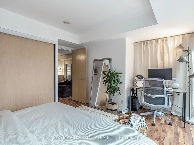 1005 King St W #207 — Photo 23