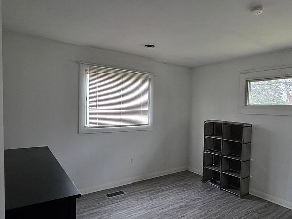 5th image of 13 Lincoln Rd