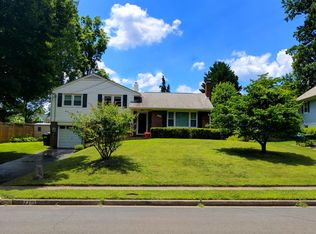 7305 Jervis St, Springfield, VA 22151