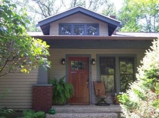 345 Hoffman St, Saugatuck, MI 49453