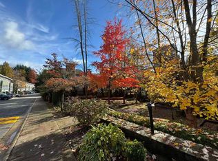 8410 Keystone St, Vancouver, BC V5S 4S2