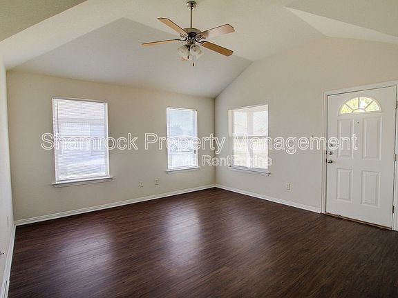 3rd image of 1208 Maverick Trl