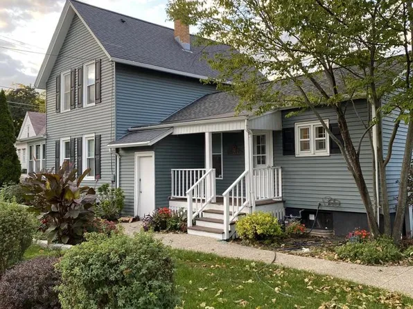 66 Grand AVENUE, Hartford, WI 53027