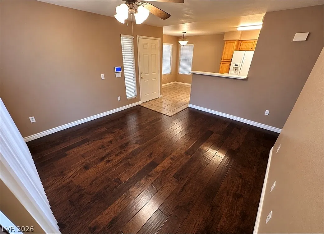 2 bed, 2.0 bath, 1029 sqft, $1,600 — Photo 2