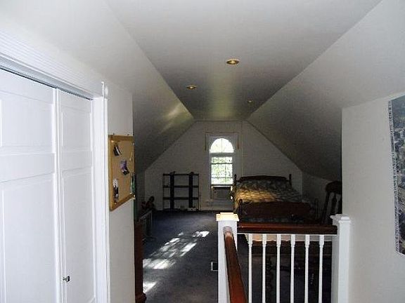 3rd image of 157 Wilton Ave